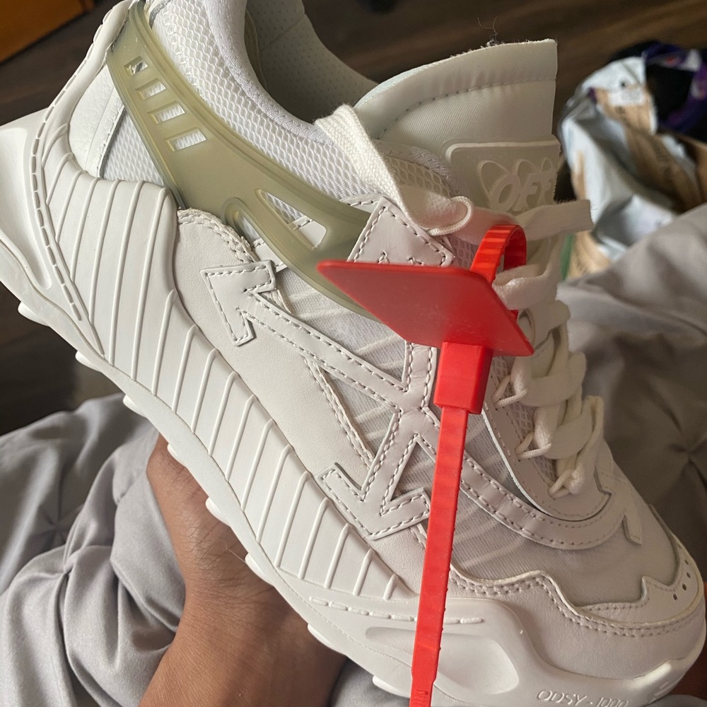 OFFWHITE ODSY-100 sneakers